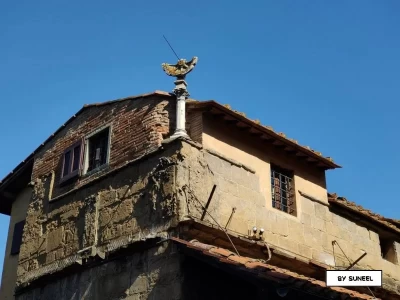 La-meridiana-sul-Ponte-Vecchio-di-Firenze